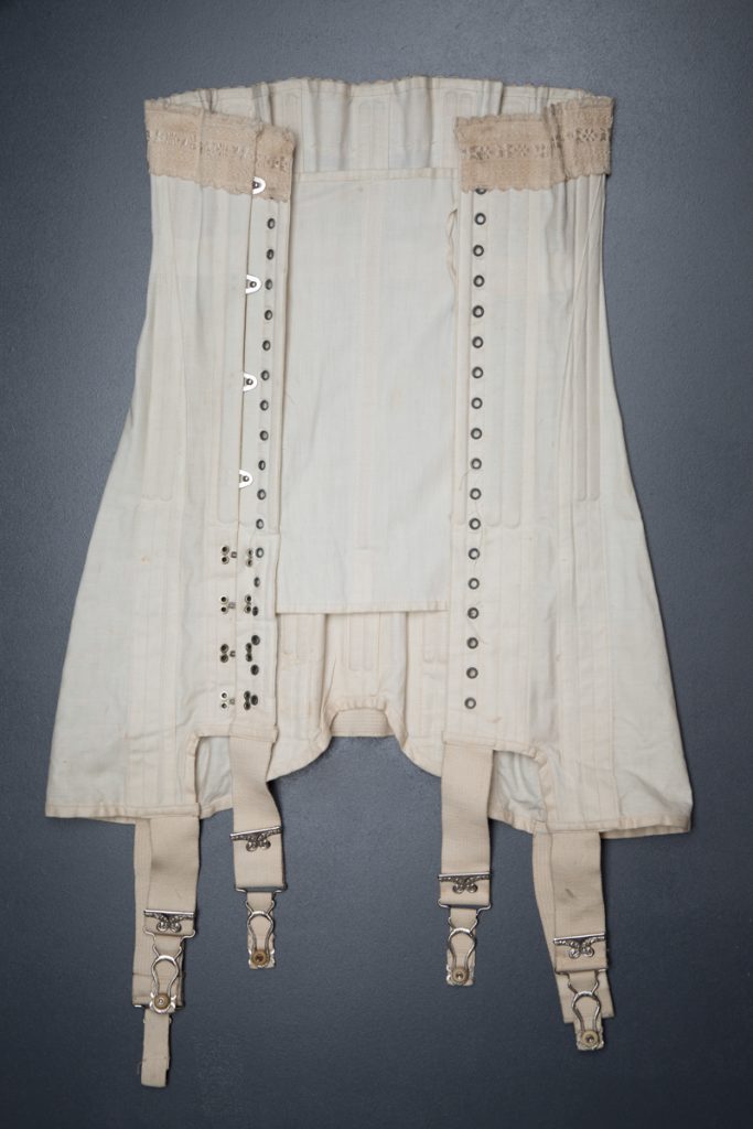 Front lacing cotton corset by Warner, c. 1911, USA. The Underpinnings Museum. Photo by Tigz Rice