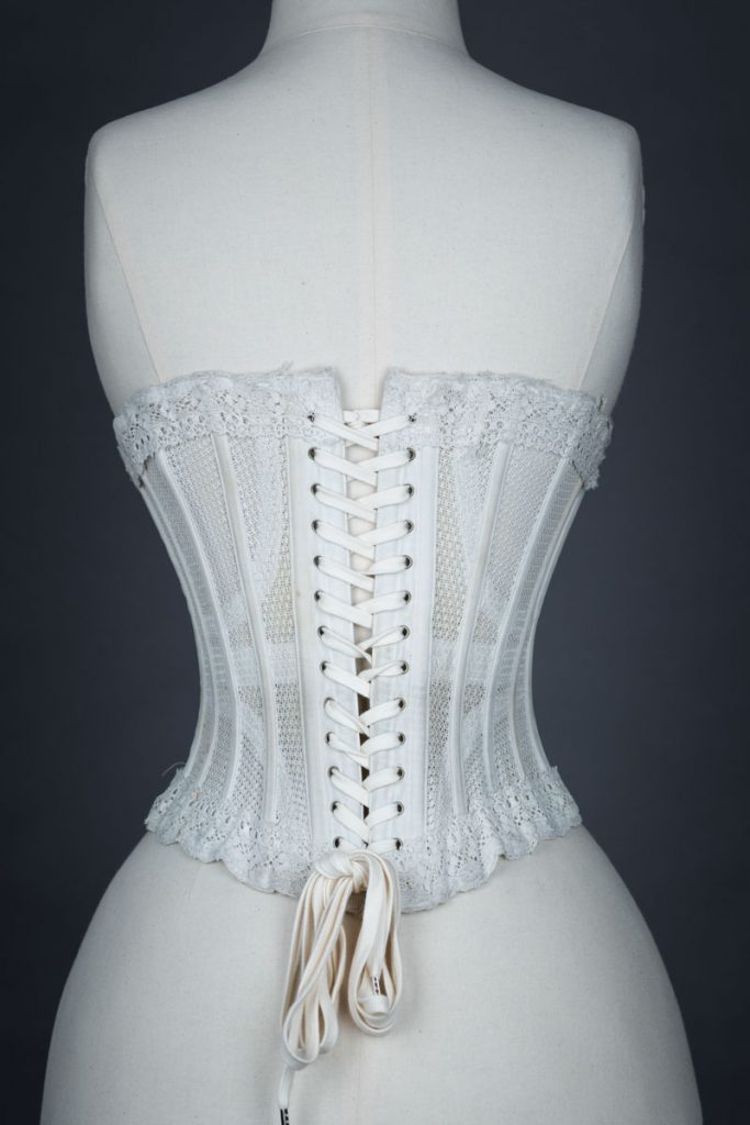 https://underpinningsmuseum.com/wp-content/uploads/2017/07/Langdon-Batchellers-genuine-Thomsons-glove-fitting-corset-The-Underpinnings-Museum-Tigz-Rice9-683x1024.jpg