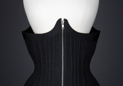 Black Moon corset by Grace Horne. The Underpinnings Museum. Photography Tigz Rice