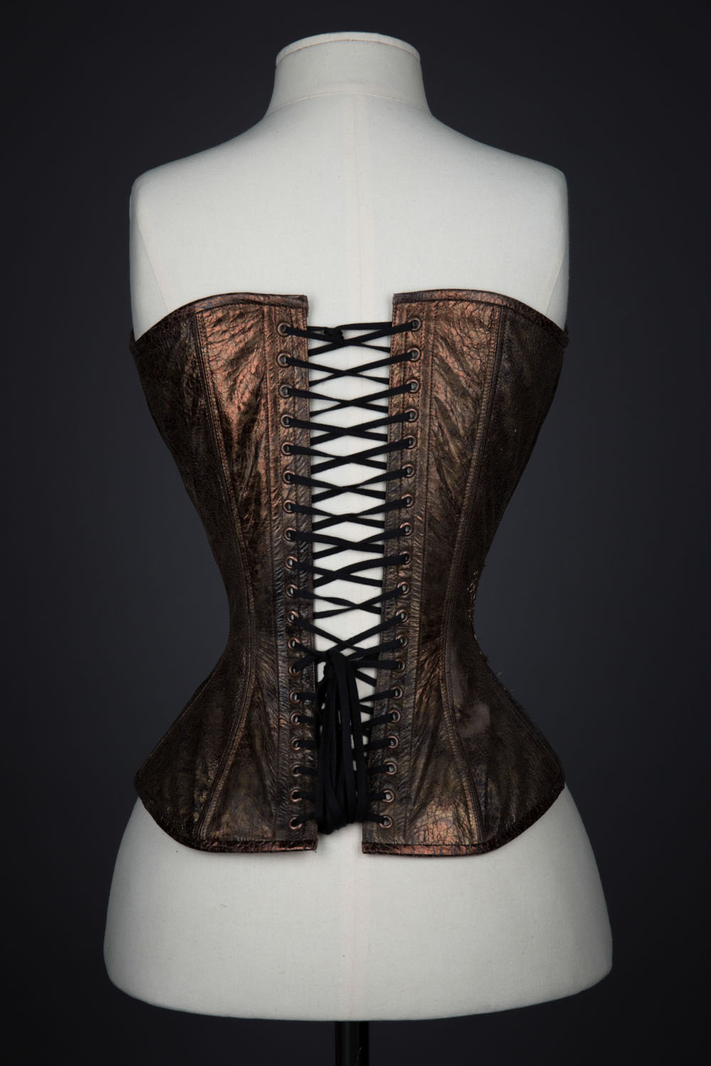 Pearls Of Wisdom leather overbust corset by Julia Bremble. The Underpinnings Museum. Photography by Julia Bremble
