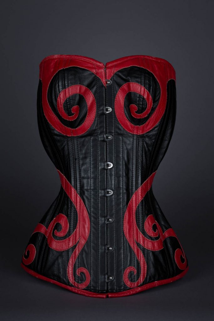Sweetheart Victorian corset for Cathie Jung, Guinness world record by Dark Garden. The Underpinnings Musuem. Photography by Tigz Rice