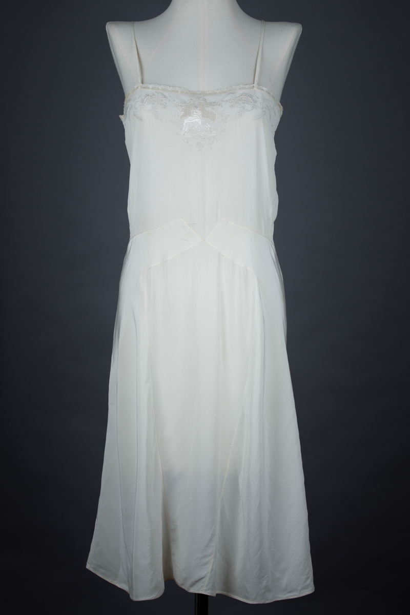 Ivory Silk Crêpe Slip With Pastoral Embroidery | The Underpinnings Museum