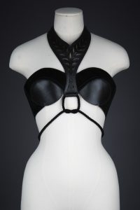 'Yatagarasu' Tooled Leather Bra by Cristiane Tano, 2015, Brazil. The Underpinnings Museum. Photography by Tigz Rice.