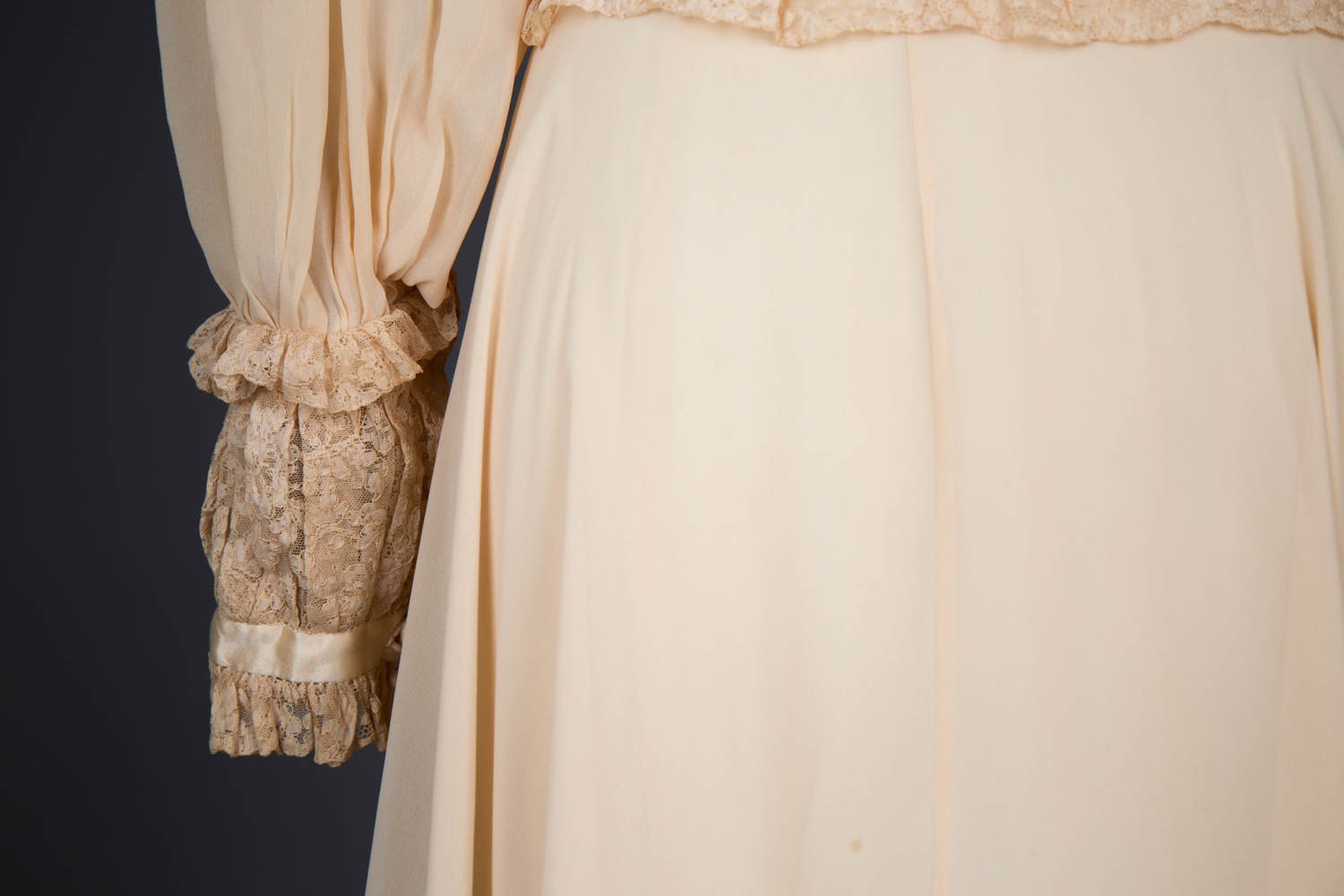 Bias Cut Silk Crepe & Corded Lace Peignoir by Bullock’s Wilshire , c. 1940s, USA. The Underpinnings Museum. Photography by Tigz Rice.