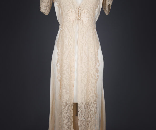 Peach Silk Satin & Corded Lace Appliquéd Peignoir, c. 1930s, USA. The Underpinnings Museum. Photography by Tigz Rice.
