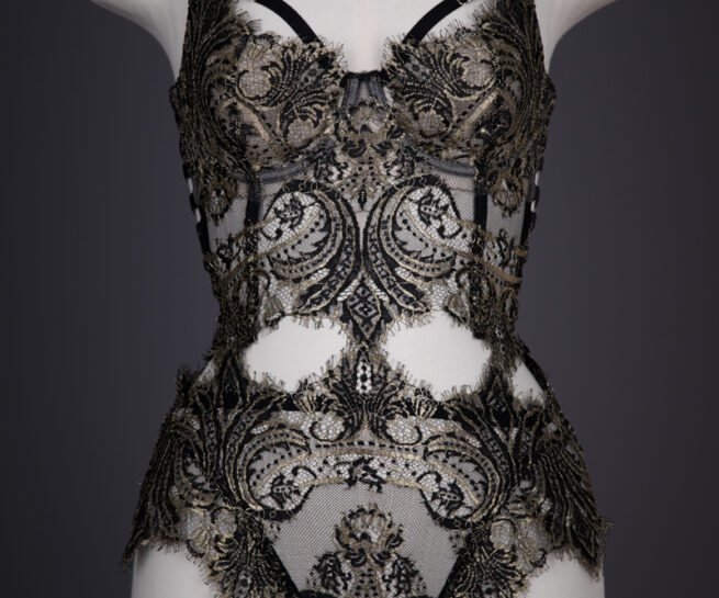'Cassiopeia' Lace Longline Bra & Brief By Karolina Laskowska, 2015, United Kingdom. The Underpinnings Museum. Photography by Tigz Rice.