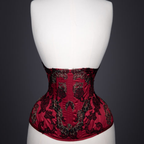 'Crimson Skull' Underbust Corset By Sparklewren, c. 2015, United Kingdom. The Underpinnings Museum. Photography by Tigz Rice.