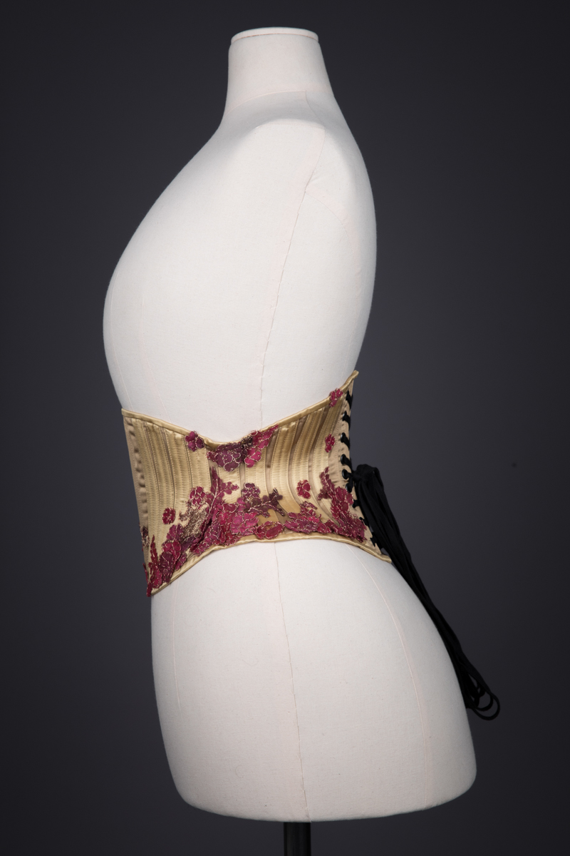 Rubies In Gold Cincher By Sparklewren, c. 2015, United Kingdom. The Underpinnings Museum. Photograpy by Tigz Rice
