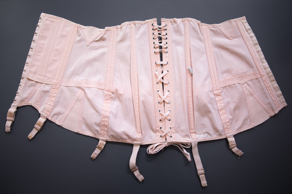 Cotton Fan Laced Girdle By Camp, c. 1940s, USA. The Underpinnings Museum. Photography by Tigz Rice