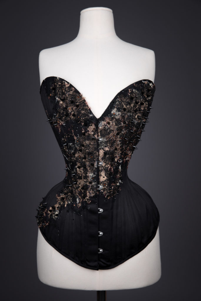 'Burning Coals' Silk & Lace Appliqué Overbust Corset By Sparklewren, 2012, United Kingdom. The Underpinnings Museum. Photography by Tigz Rice.