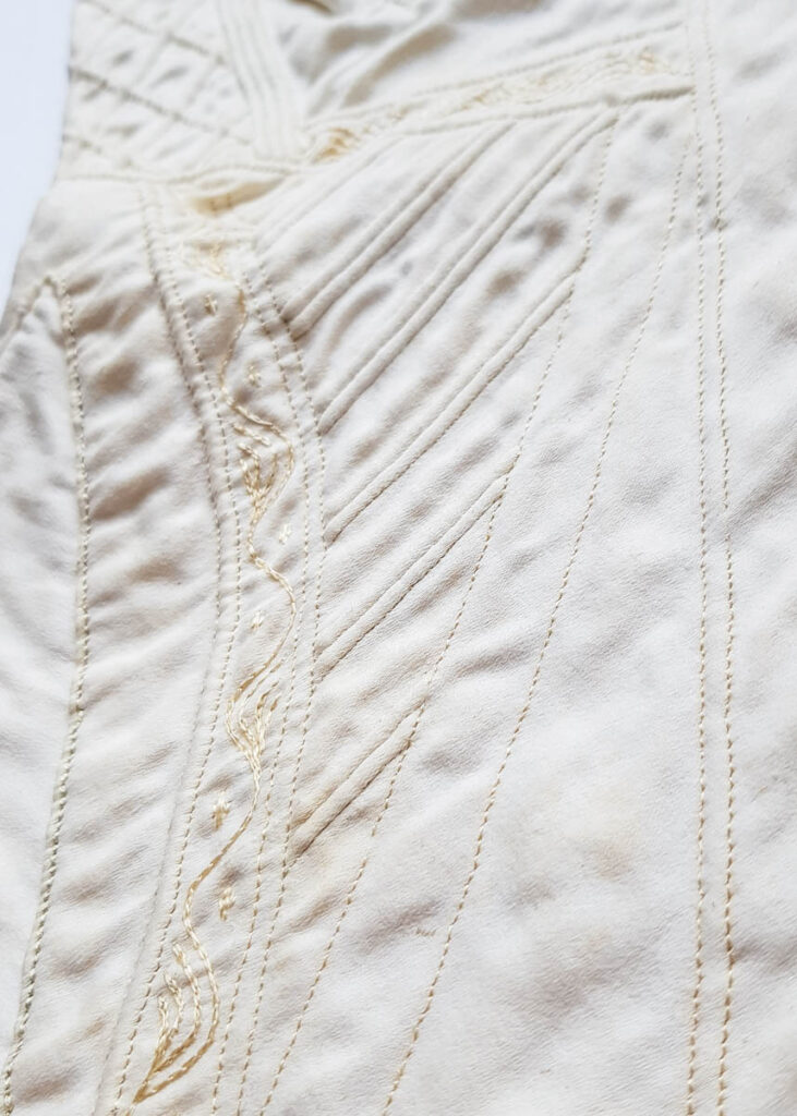 c. 1830s corset - The Underpinnings Museum