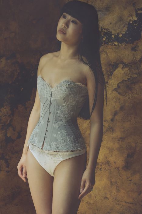 'Soft Dove' corset by Sparklewren. Modelled by Tingyn, photography by Jenni Hampshire
