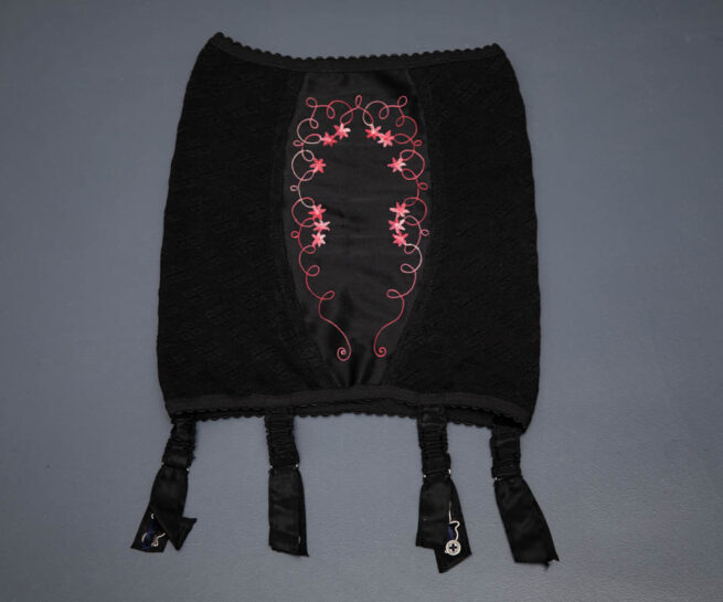 'Jeune Fille' Embroidered Teen Girdle By Cadolle, c. 1950-60s, France. The Underpinnings Museum. Photography by Tigz Rice.