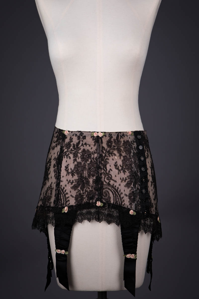 Black Chantilly Lace, Beige Bobbinet Tulle & Ribbonwork Girdle, c. 1920s, France. The Underpinnings Museum. Photography by Tigz Rice.