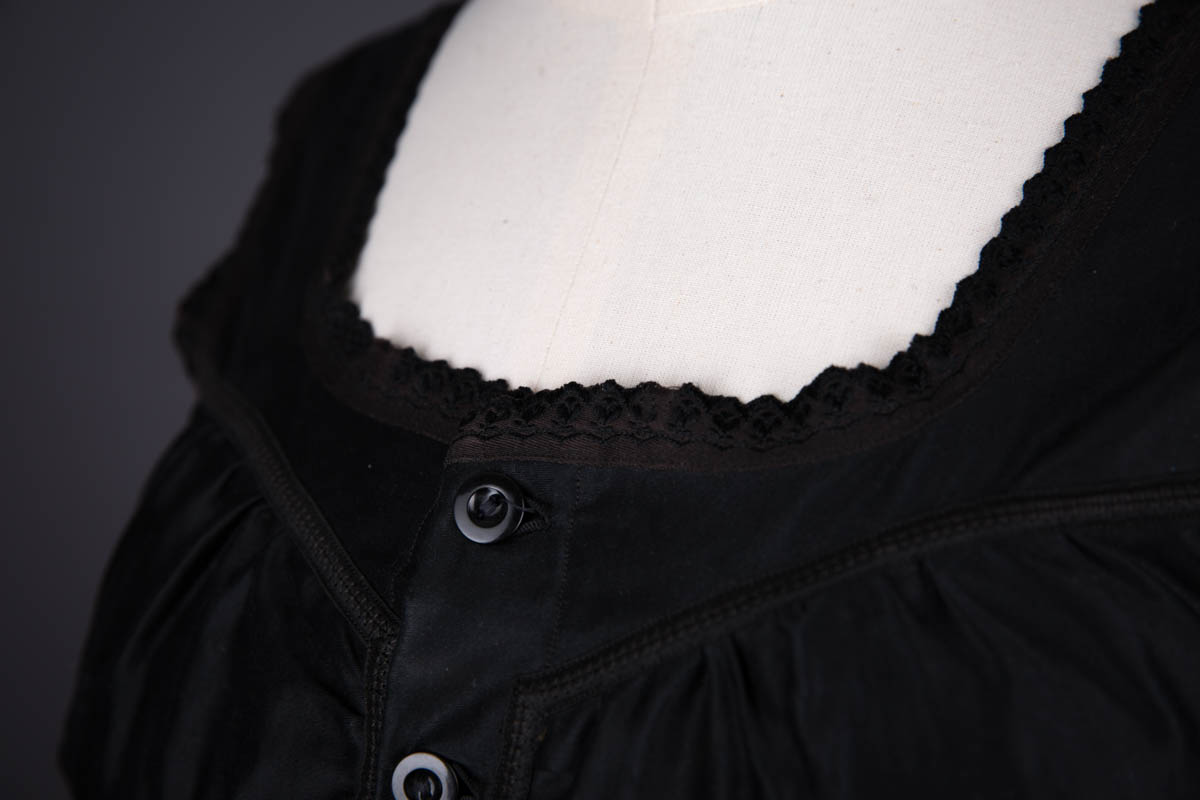 'Equipoise' Cotton Twill Waist, c. 1880s, USA. The Underpinnings Museum. Photography by Tigz Rice.